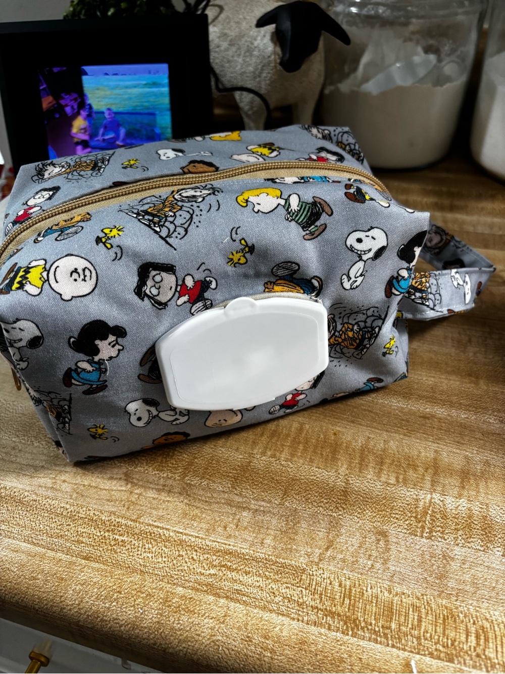 Handmade wipes and diapers pouch
